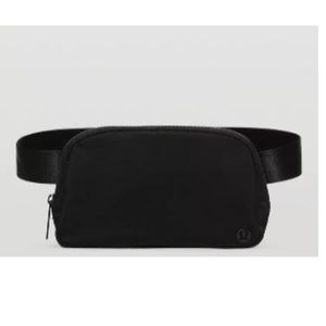 Black Lululemon belt bag